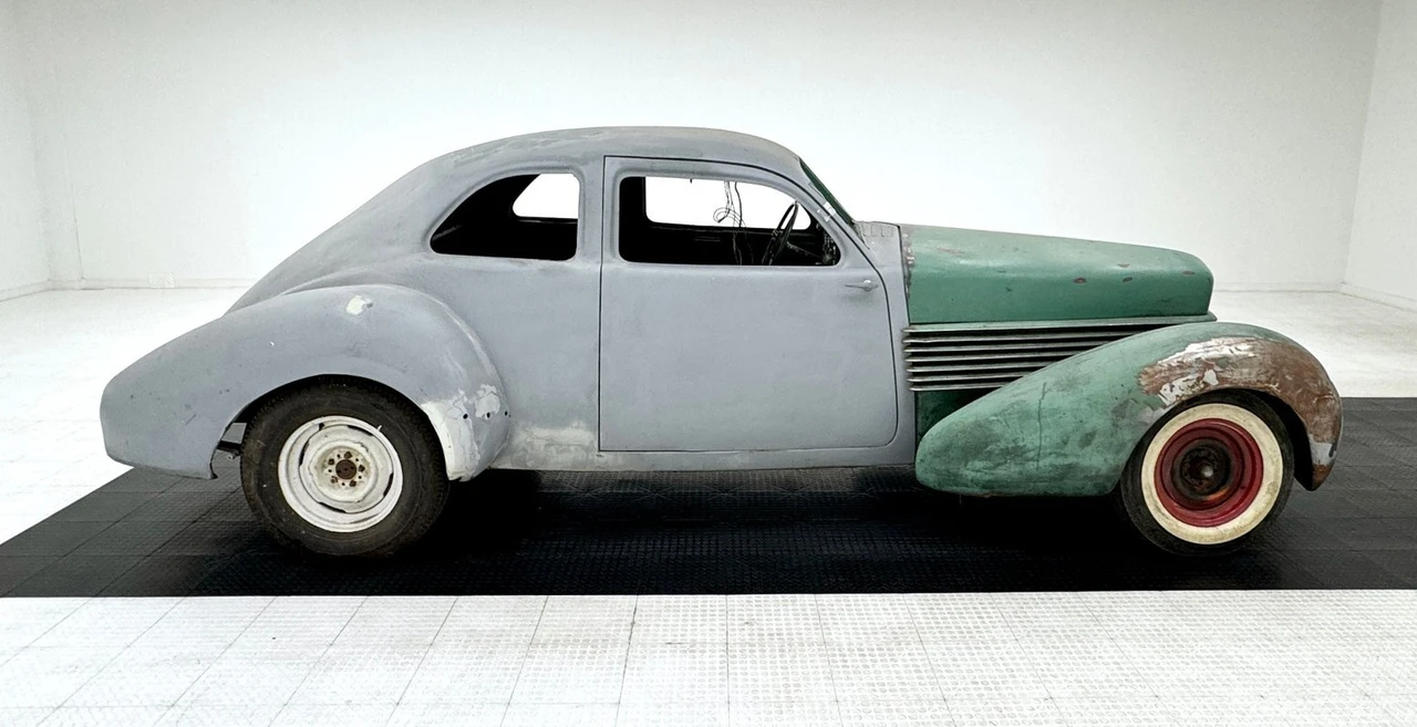 1936 Cord 810 & 812 - Image 6 of 12