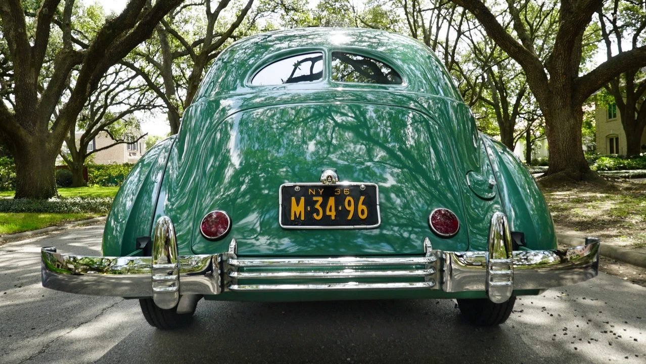 1936 Cord 810 & 812 - Image 7 of 31