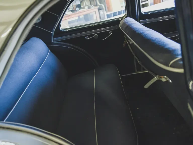 1936 Cord 810 & 812 - Image 15 of 19