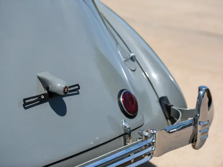 1936 Cord 810 & 812 - Image 18 of 19