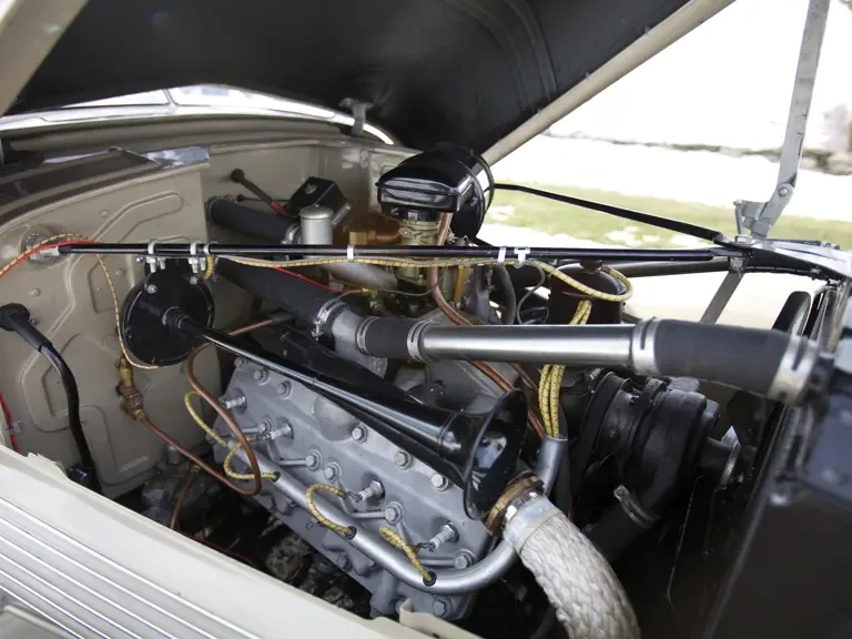 1936 Cord 810 & 812 - Image 4 of 20