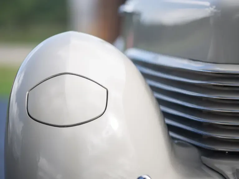 1936 Cord 810 & 812 - Image 12 of 16