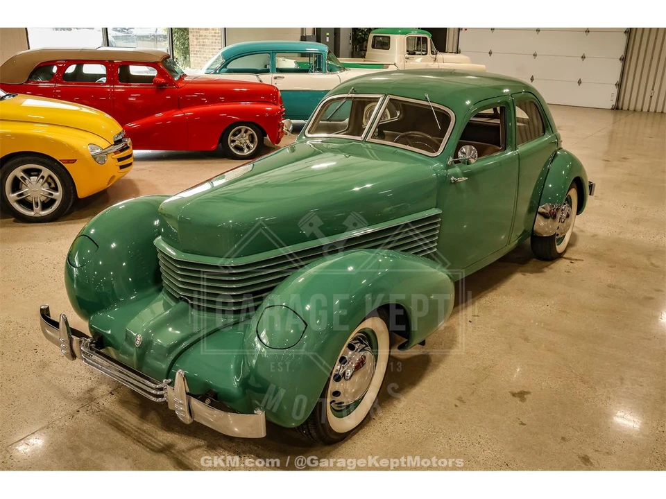1936 Cord 810 & 812 - Image 18 of 31