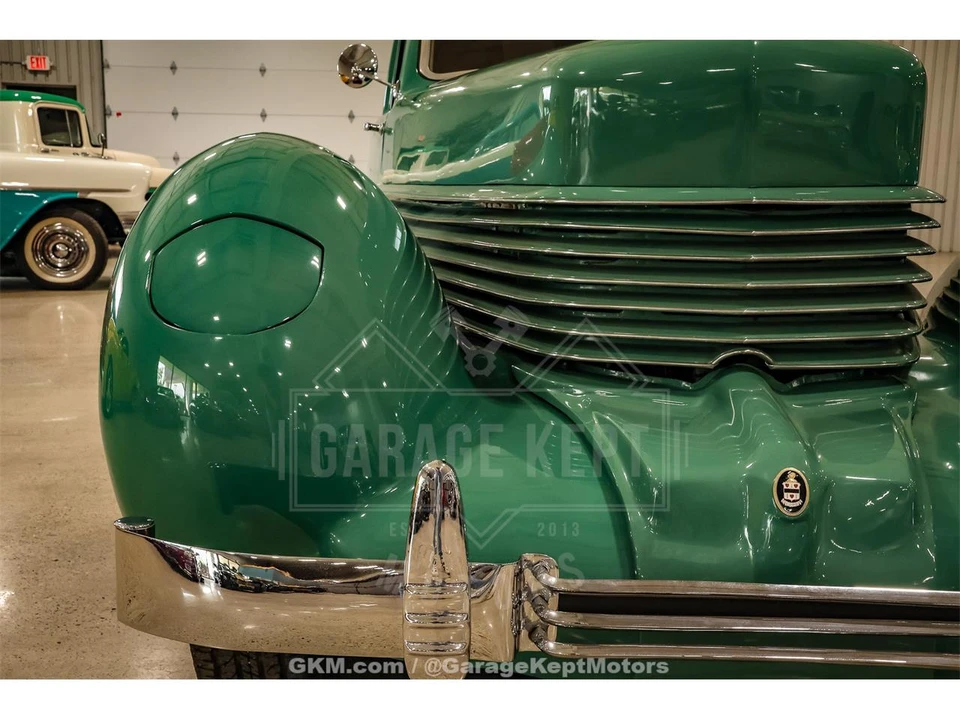 1936 Cord 810 & 812 - Image 14 of 31