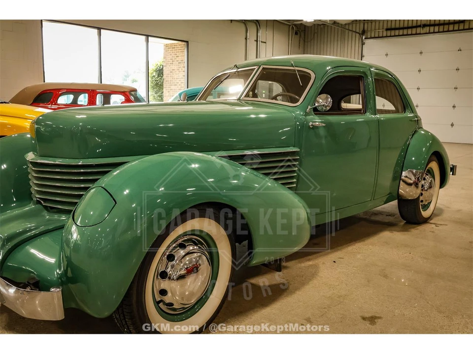 1936 Cord 810 & 812 - Image 19 of 31