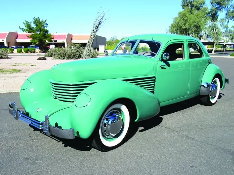 1936 Cord 810 & 812 - Image 2 of 2