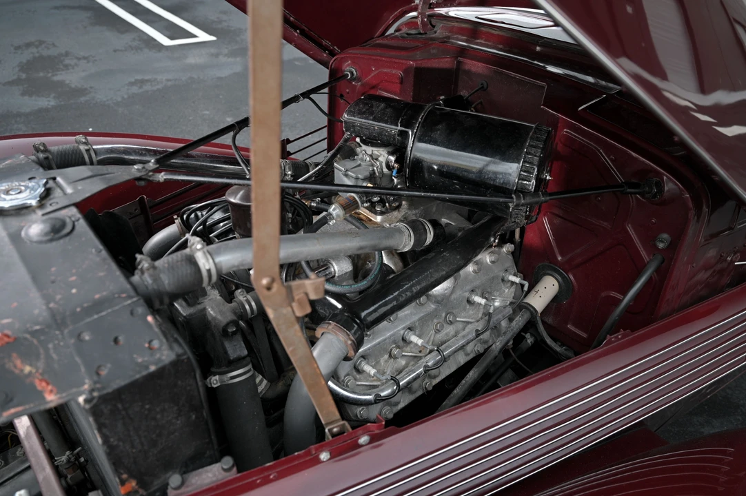 1936 Cord 810 & 812 - Image 28 of 31