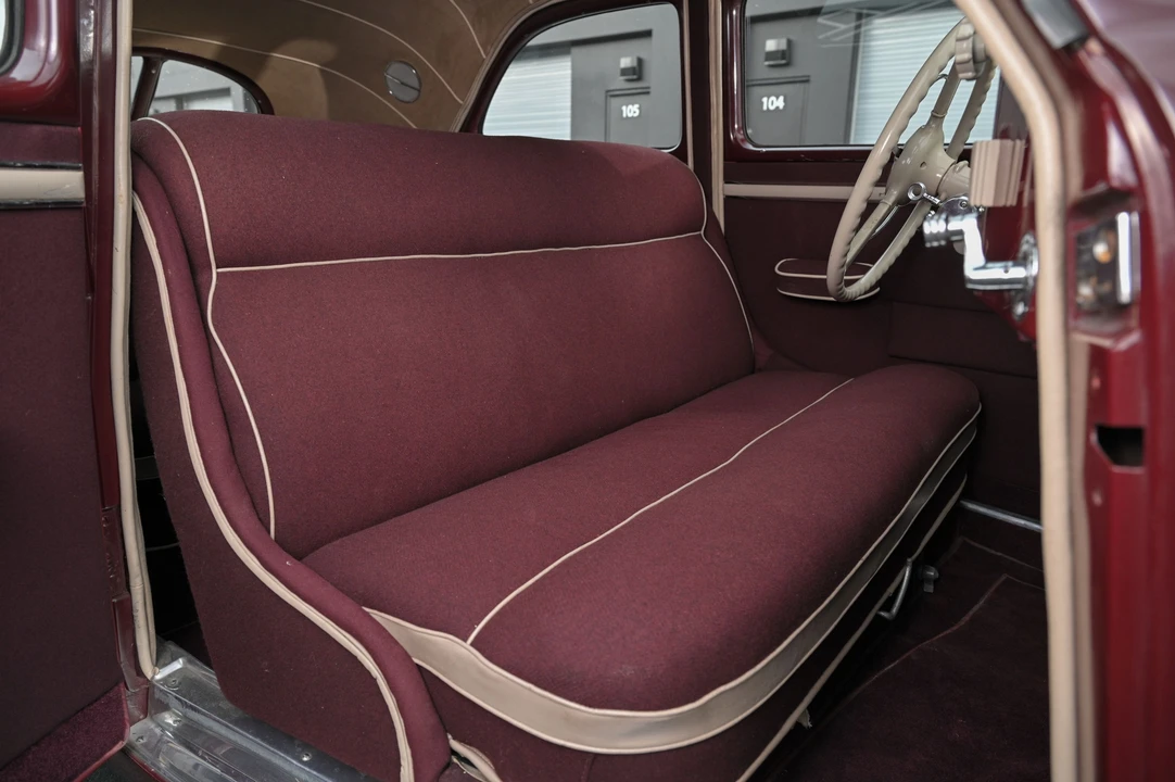 1936 Cord 810 & 812 - Image 19 of 31