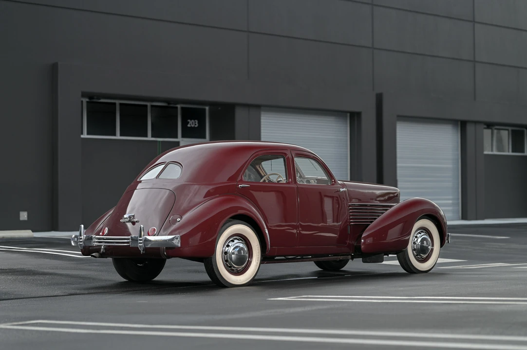 1936 Cord 810 & 812 - Image 3 of 31