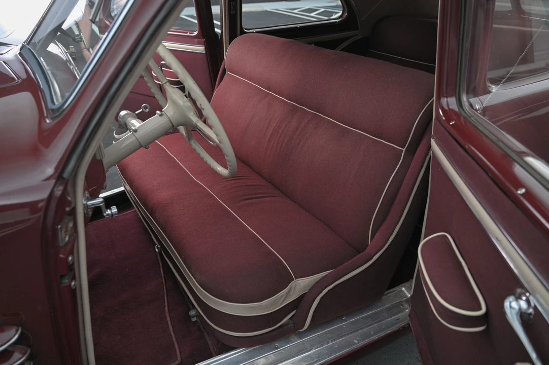 1936 Cord 810 & 812 - Image 18 of 31
