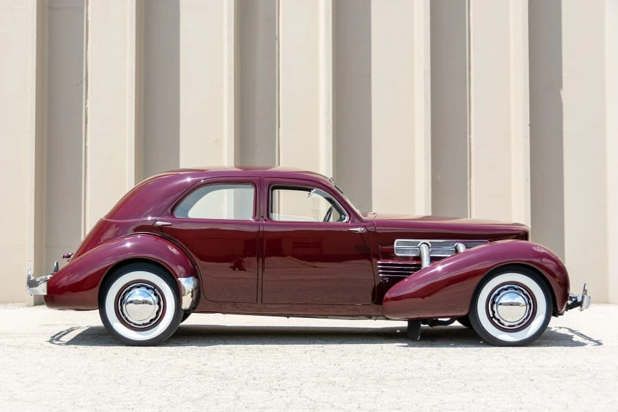 1936 Cord 810 & 812 - Image 10 of 16