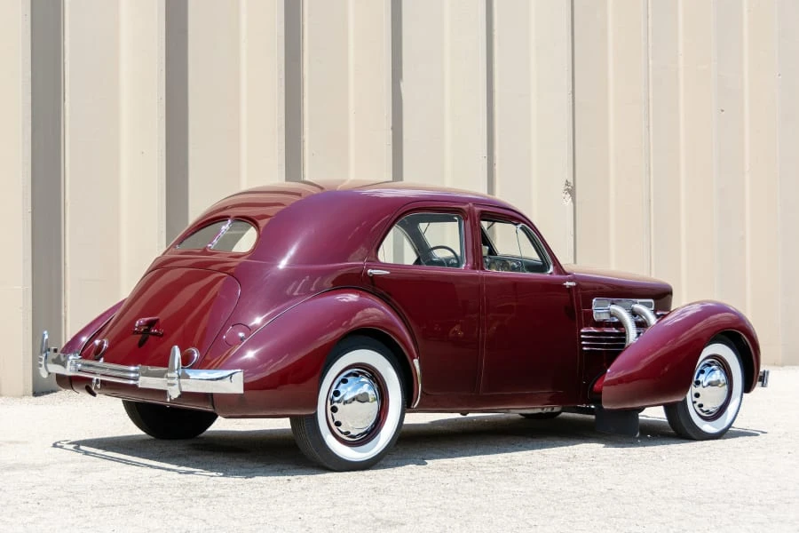 1936 Cord 810 & 812 - Image 11 of 16