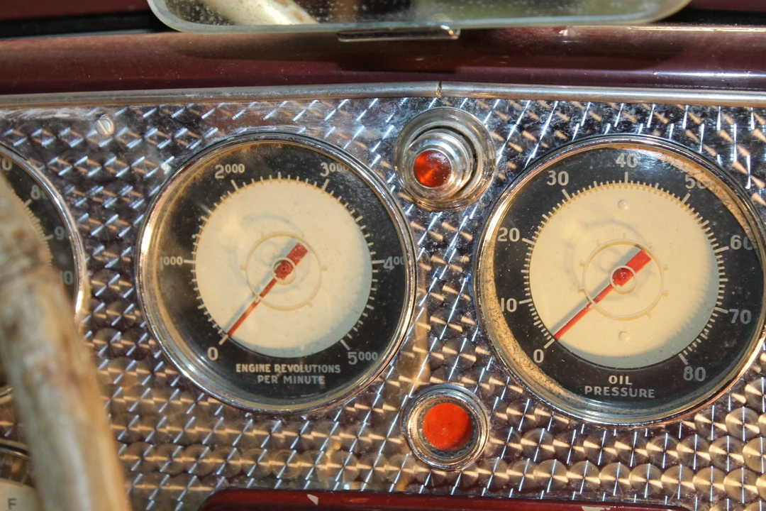 1936 Cord 810 & 812 - Image 21 of 31