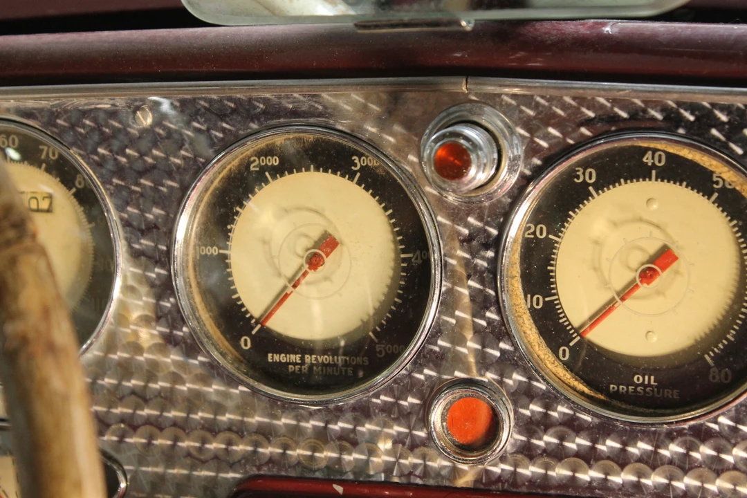 1936 Cord 810 & 812 - Image 25 of 31
