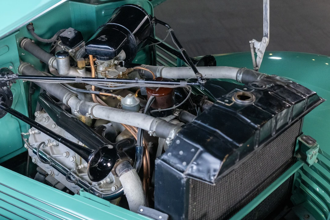 1936 Cord 810 & 812 - Image 11 of 29