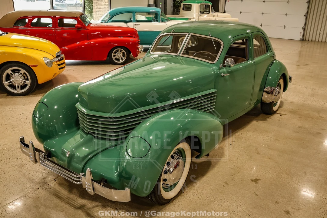 1936 Cord 810 & 812 - Image 19 of 31