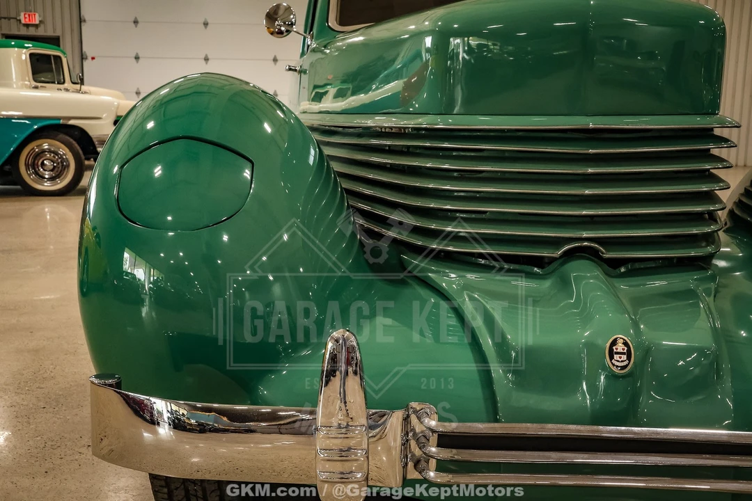 1936 Cord 810 & 812 - Image 15 of 31