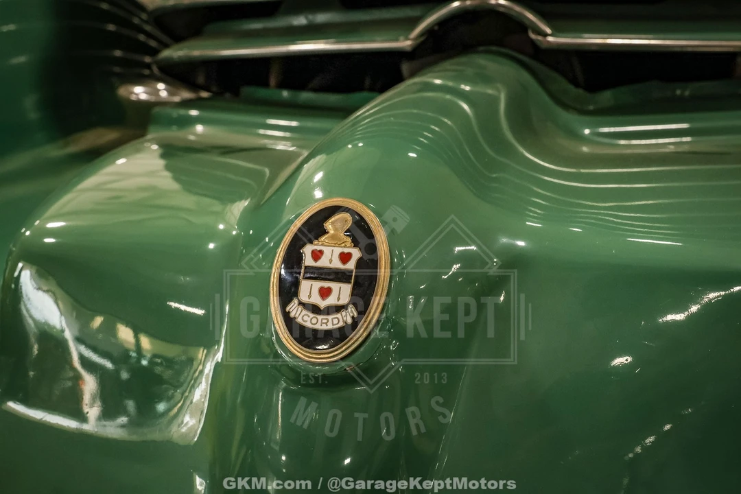 1936 Cord 810 & 812 - Image 22 of 31