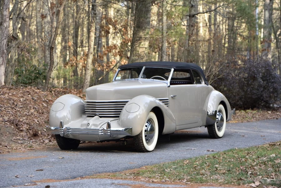 1936 Cord 810 & 812 - Image 14 of 30
