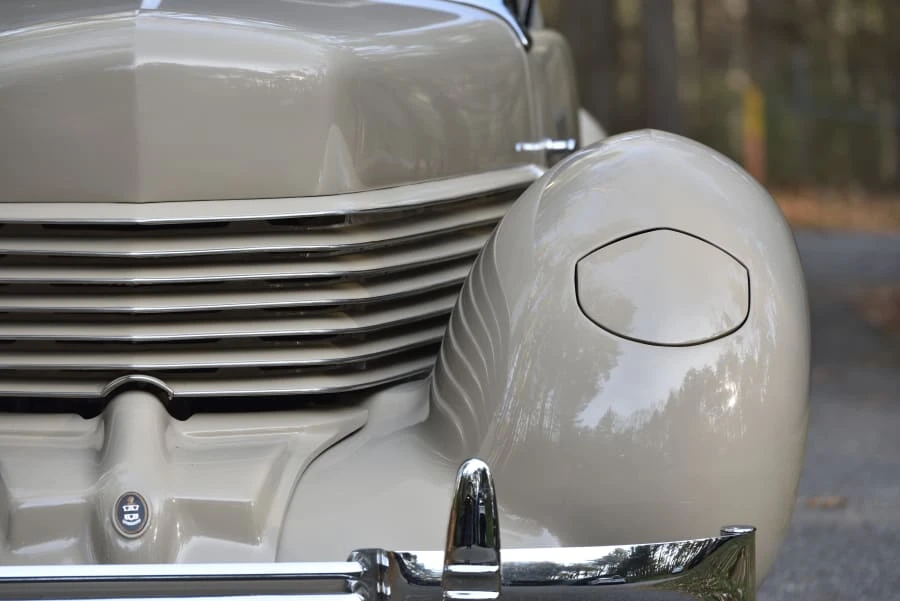 1936 Cord 810 & 812 - Image 7 of 30