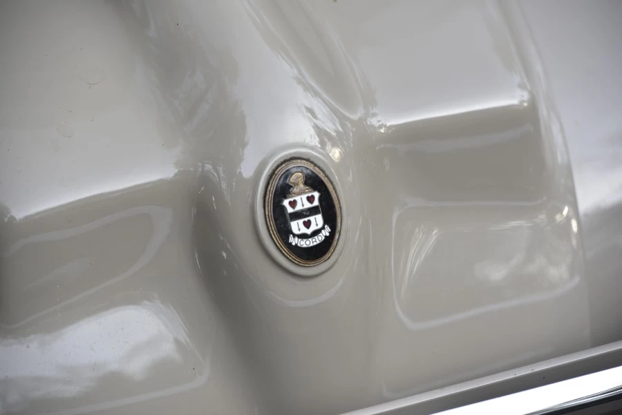 1936 Cord 810 & 812 - Image 10 of 30
