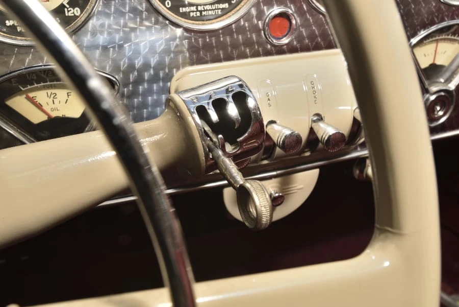 1936 Cord 810 & 812 - Image 27 of 30