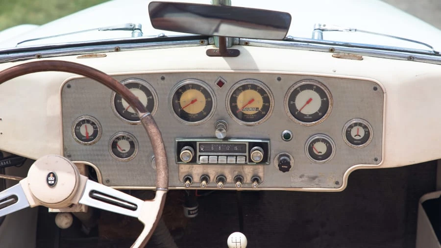 1936 Cord 810 & 812 - Image 9 of 13