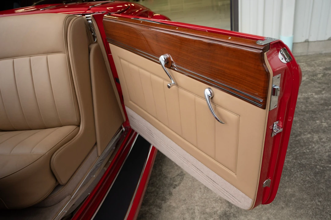 1936 Cord 810 & 812 - Image 28 of 31
