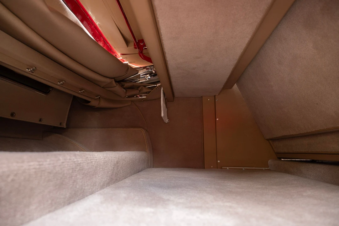 1936 Cord 810 & 812 - Image 19 of 31