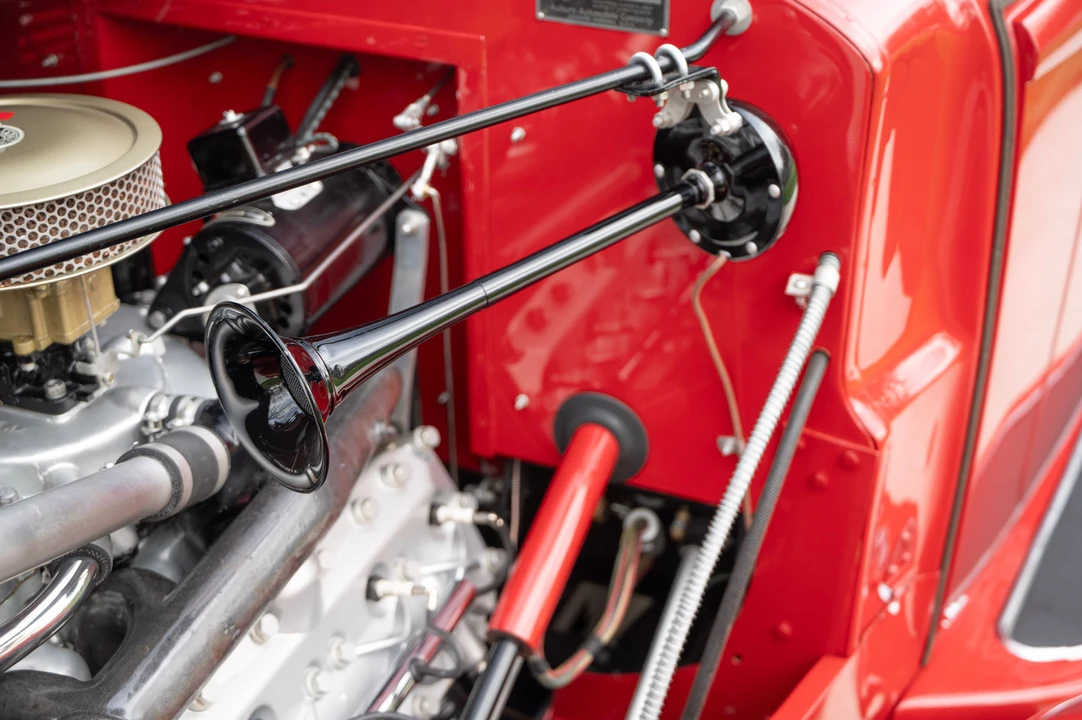 1936 Cord 810 & 812 - Image 12 of 31