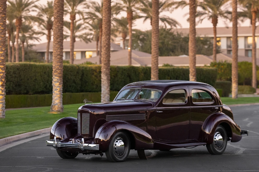 1936 Cord 810 & 812 - Image 21 of 31