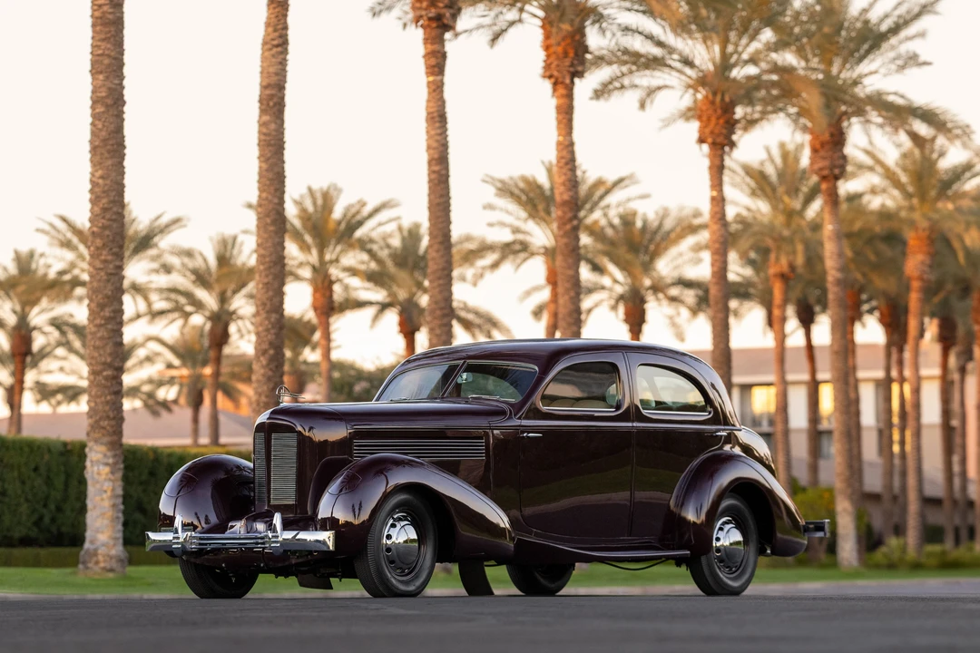 1936 Cord 810 & 812 - Image 30 of 31