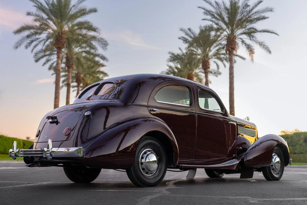 1936 Cord 810 & 812 - Image 16 of 31