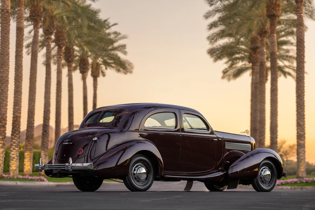 1936 Cord 810 & 812 - Image 5 of 31