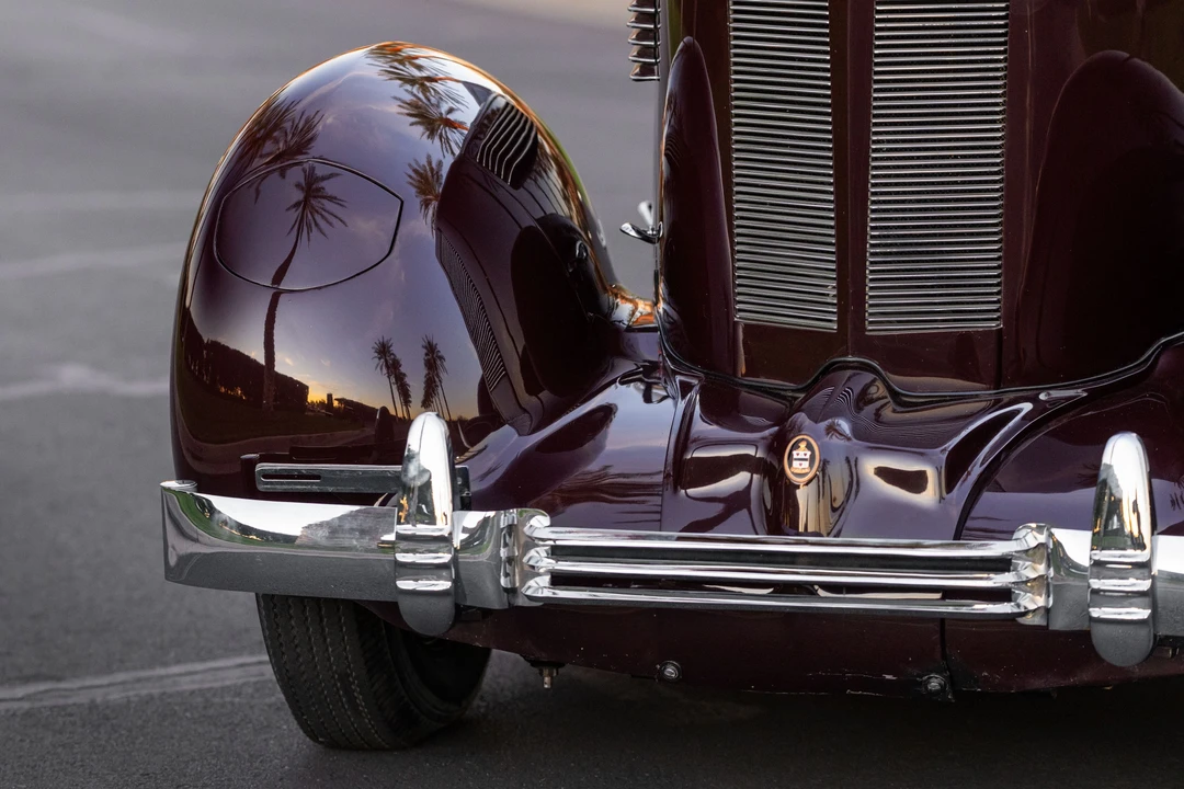 1936 Cord 810 & 812 - Image 31 of 31