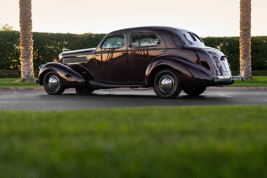 1936 Cord 810 & 812 - Image 6 of 31