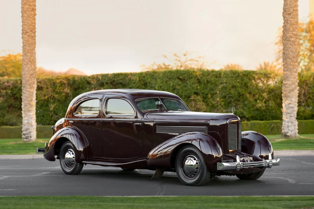1936 Cord 810 & 812 - Image 4 of 31