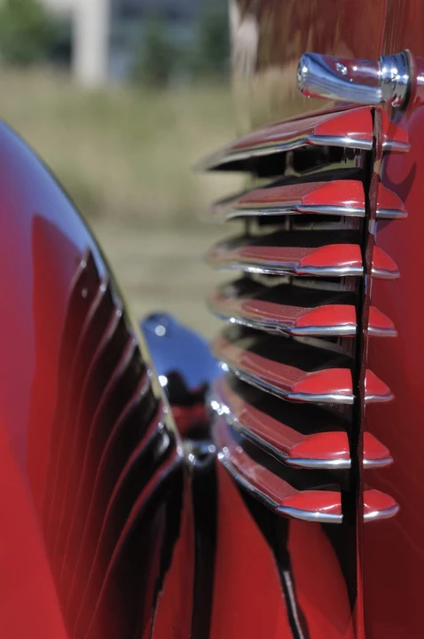 1936 Cord 810 & 812 - Image 9 of 11