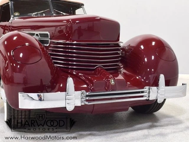 1936 Cord 810 & 812 - Image 15 of 21