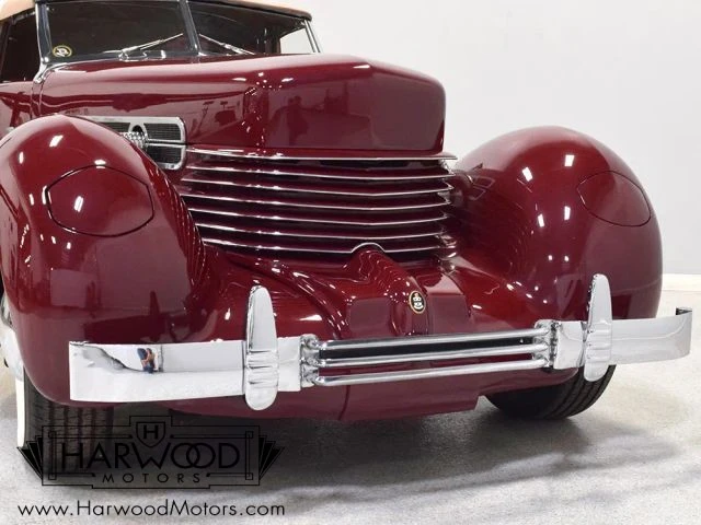 1936 Cord 810 & 812 - Image 15 of 21