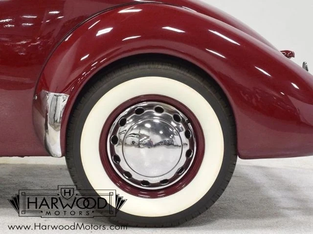 1936 Cord 810 & 812 - Image 29 of 31