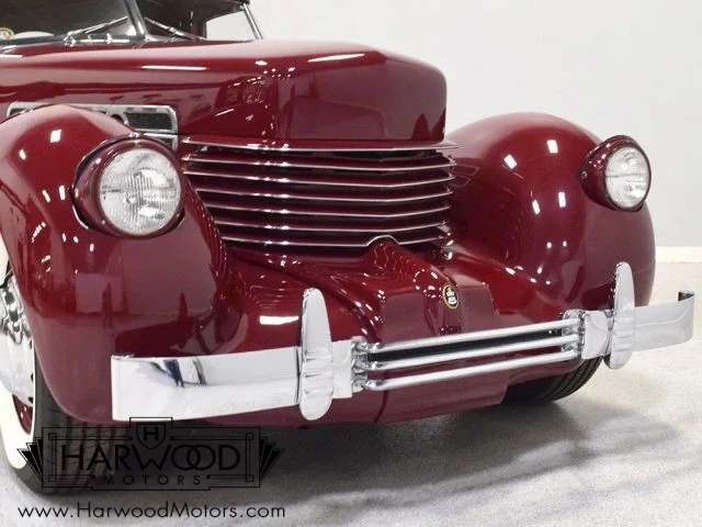 1936 Cord 810 & 812 - Image 16 of 21