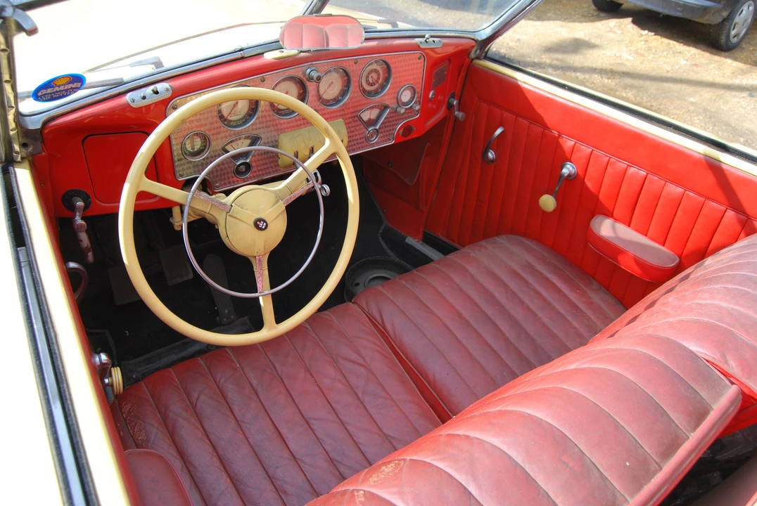 1936 Cord 810 & 812 - Image 9 of 12
