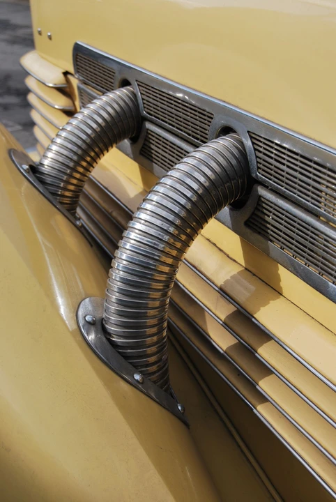 1936 Cord 810 & 812 - Image 3 of 12
