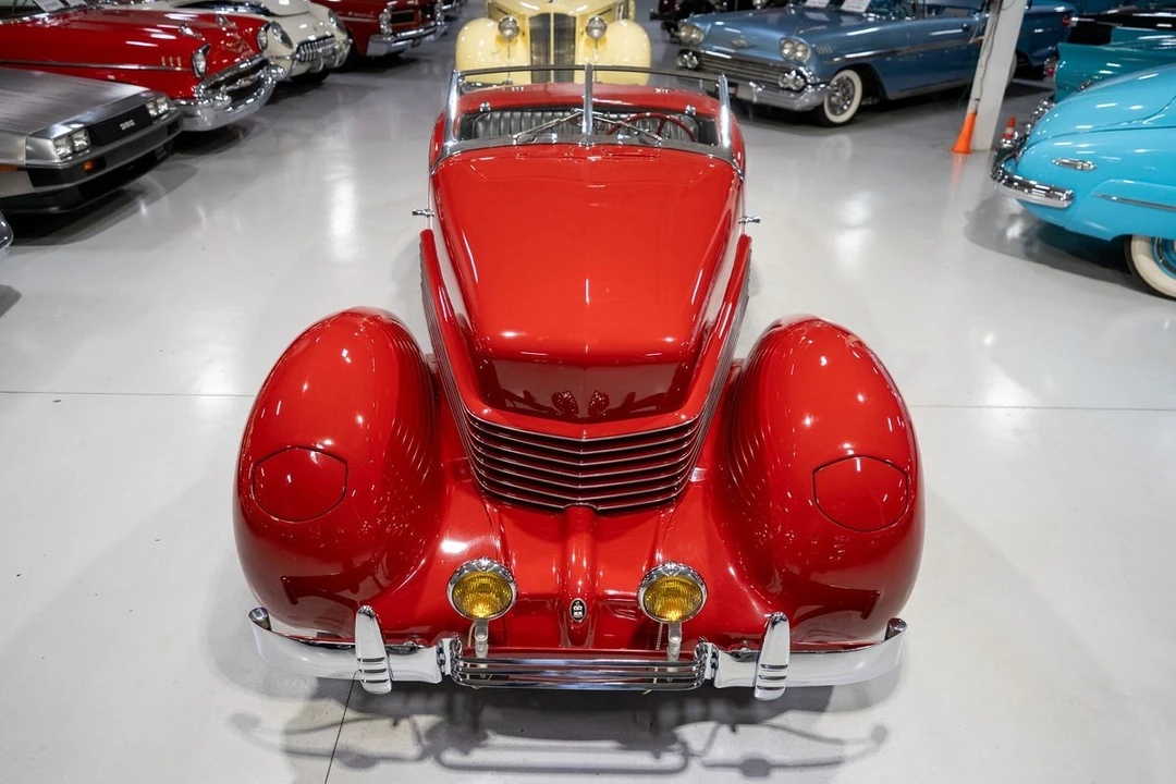 1936 Cord 810 & 812 - Image 6 of 31