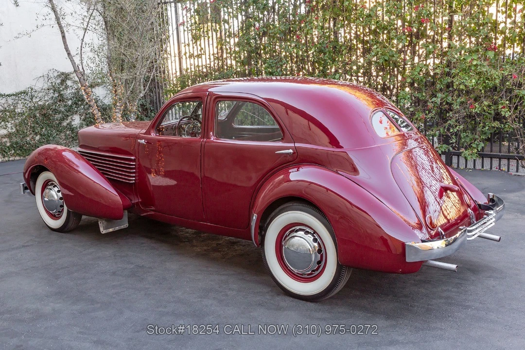 1936 Cord 810 & 812 - Image 9 of 31