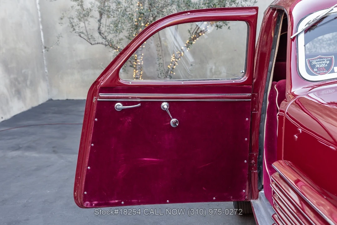 1936 Cord 810 & 812 - Image 28 of 31