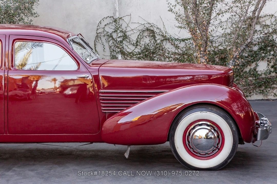 1936 Cord 810 & 812 - Image 12 of 31