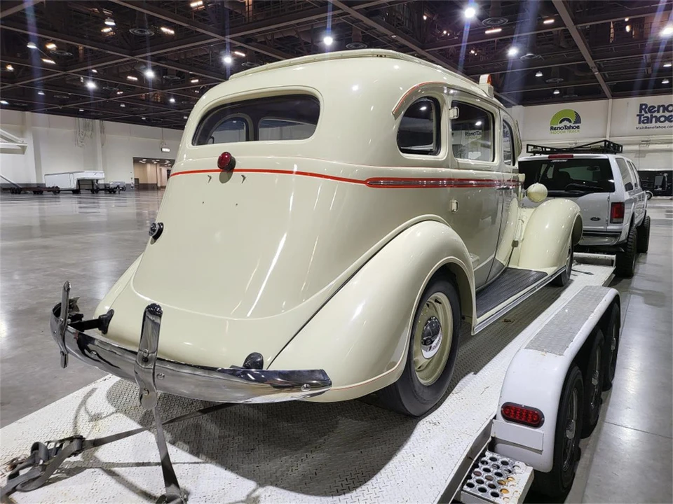 1936 DeSoto - Image 6 of 31