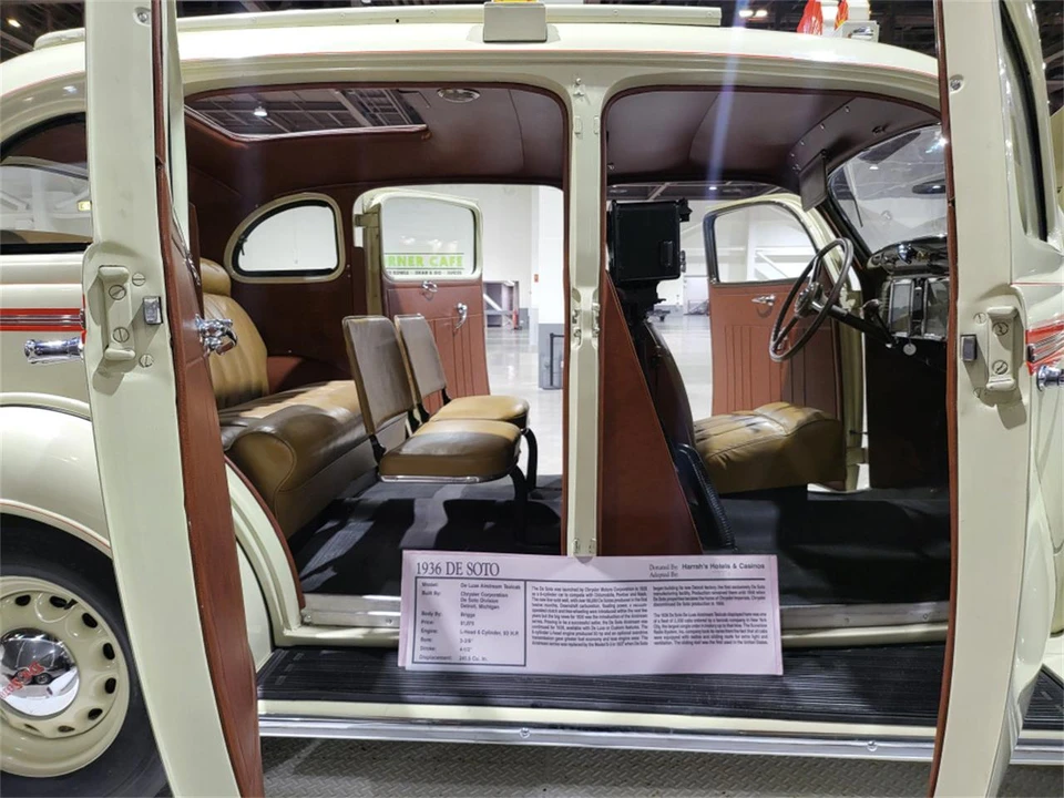 1936 DeSoto - Image 22 of 31